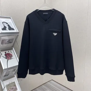 2023 Есенно-зимния най-новият пуловер-пуловер с V-образно деколте, Унисекс, модерен случайни универсален джоб, бял черен високо качество топ